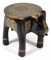 Столик Secret De Maison GOLDEN SLON ( mod. ND-006) дерево манго/латунная чеканка, 40х30х31 см, этническая роспись Столик Secret De Maison GOLDEN SLON ( mod. ND-006) дерево манго/латунная чеканка, 40х30х31 см, этническая роспись