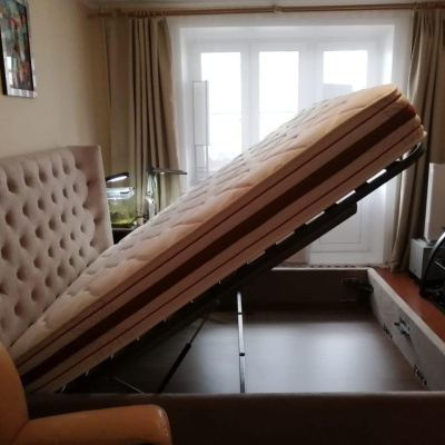 Кровать 1726 BEIGE бежевая с ящиком для белья фото Кровать 1726 BEIGE бежевая с ящиком для белья. Фото №3