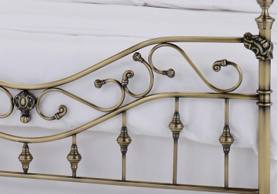 Кровать металлическая CHARLOTTE 160*200 см (Queen bed), цвет: Античная медь (Antique Brass) фото Кровать металлическая CHARLOTTE 160*200 см (Queen bed), цвет: Античная медь (Antique Brass). Фото №2