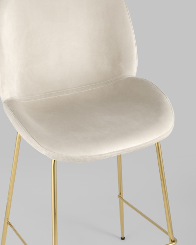 Стул полубарный Beetle со спинкой бежевый. Фото №9